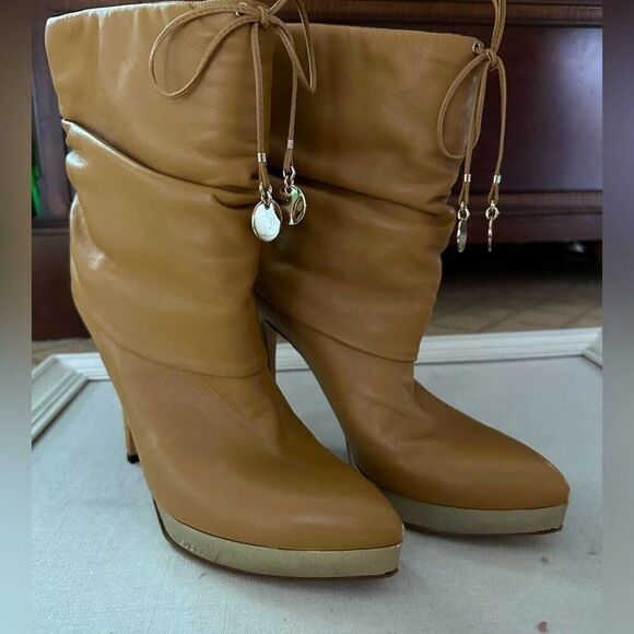 Vintage Gucci Camel Leather lace Up boots with shiny gold platform heel 39.5 - Picture 1 of 16
